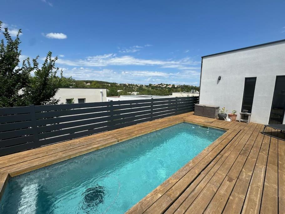 Luxury Villa With Pool And View Жувиньяк Экстерьер фото